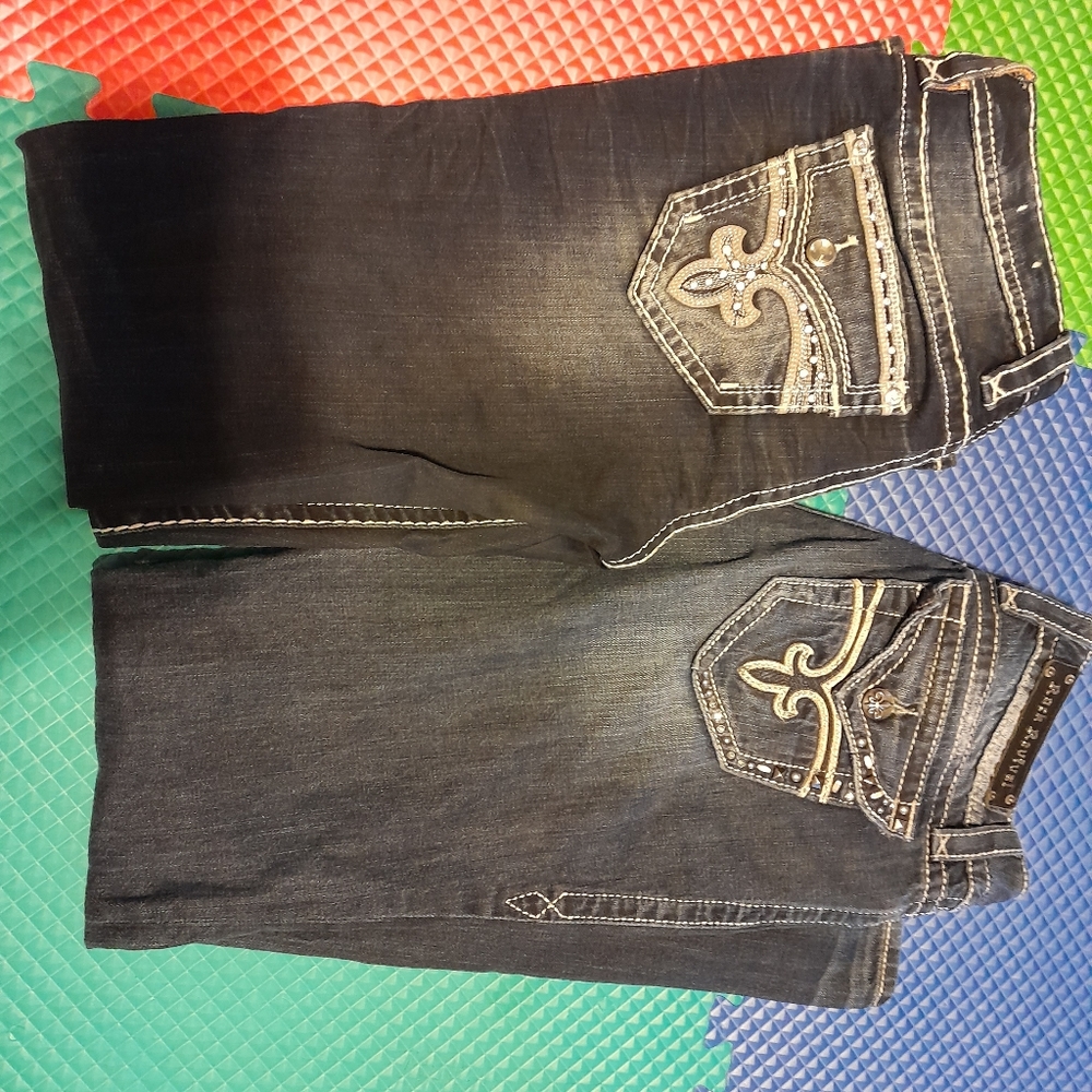 Women Rock Revival Jeans Size 28 2 Pairs